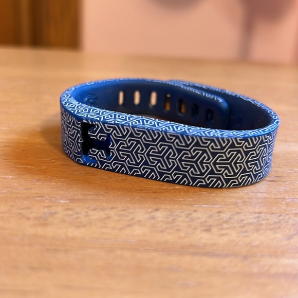EUC Tory Burch for Fitbit Blue Tracker band - Picture 2 of 11